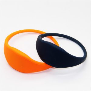 Ntag213 RFID Adjustable silicone wristband 180bytes NFC payment Bracelet