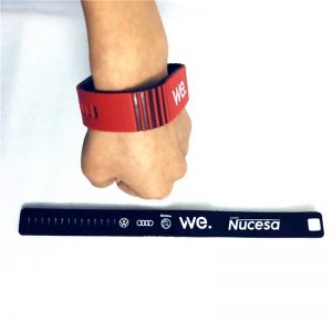 Debossed Logo RFID Silicone Wristband With H3 UHF Chip